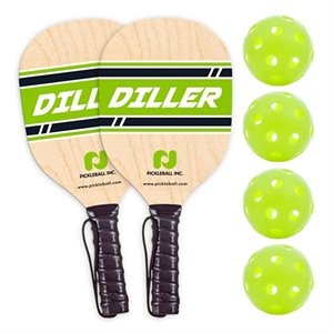 2 raquettes en bois, 4 balles